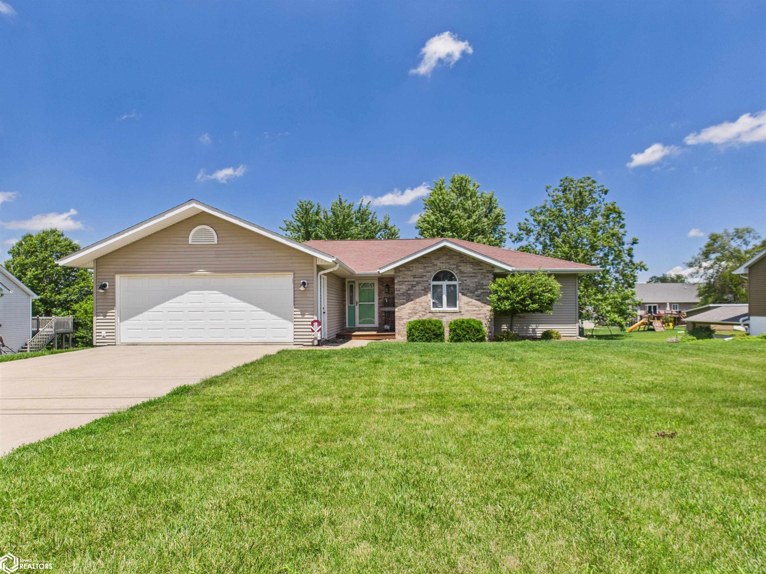 605 21st Avenue W Oskaloosa IA 52577 Listing 605 21st Avenue W Oskaloosa IA 52577