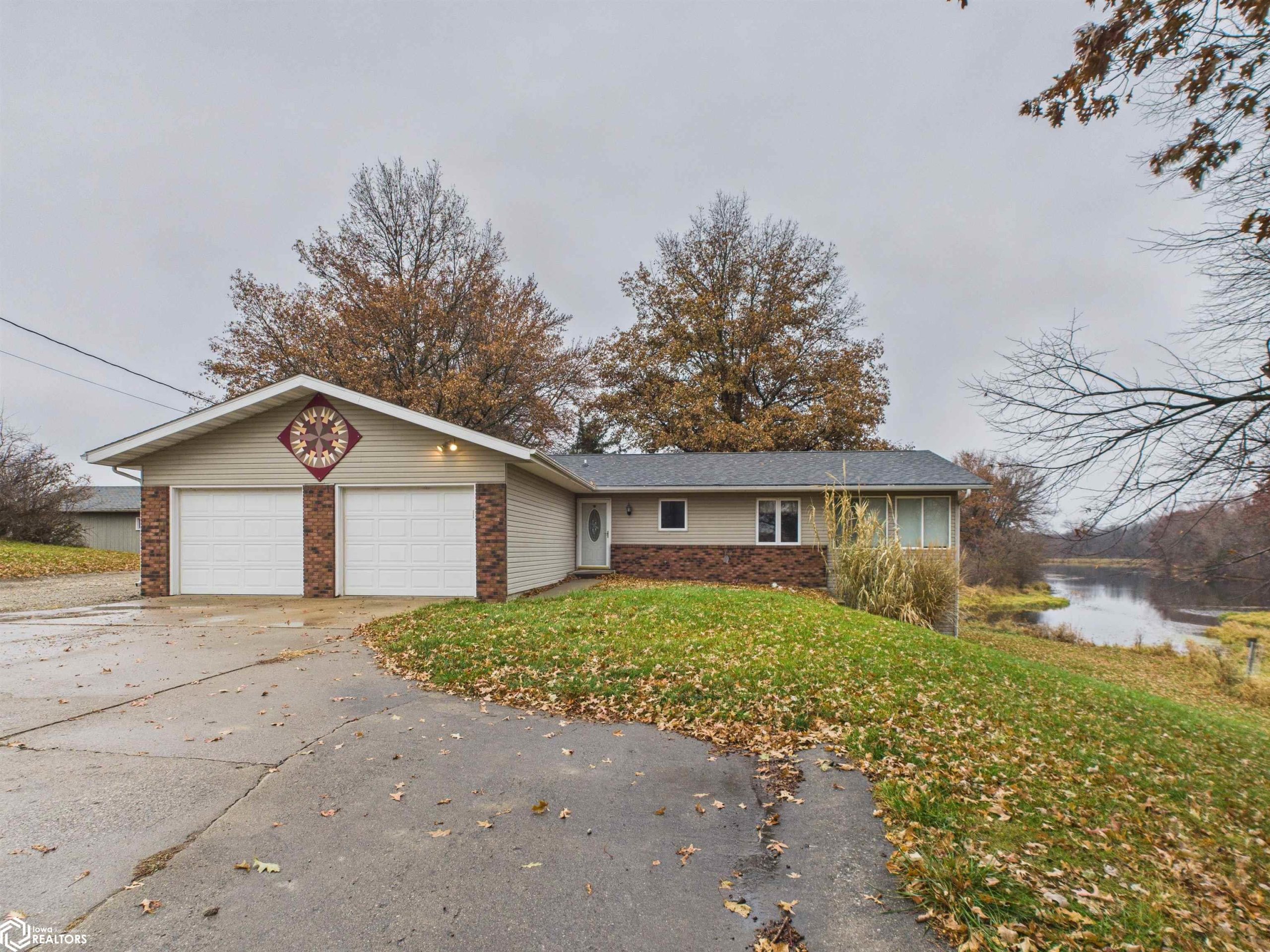 Listing 2409 270Th Street Oskaloosa IA 52577