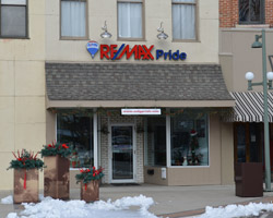 Remax Pride